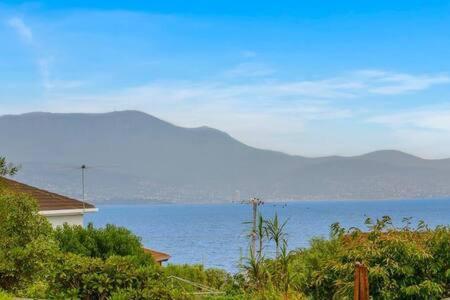Spacious Modern Home Outstanding Views Sleeps 9 Hobart Eksteriør bilde